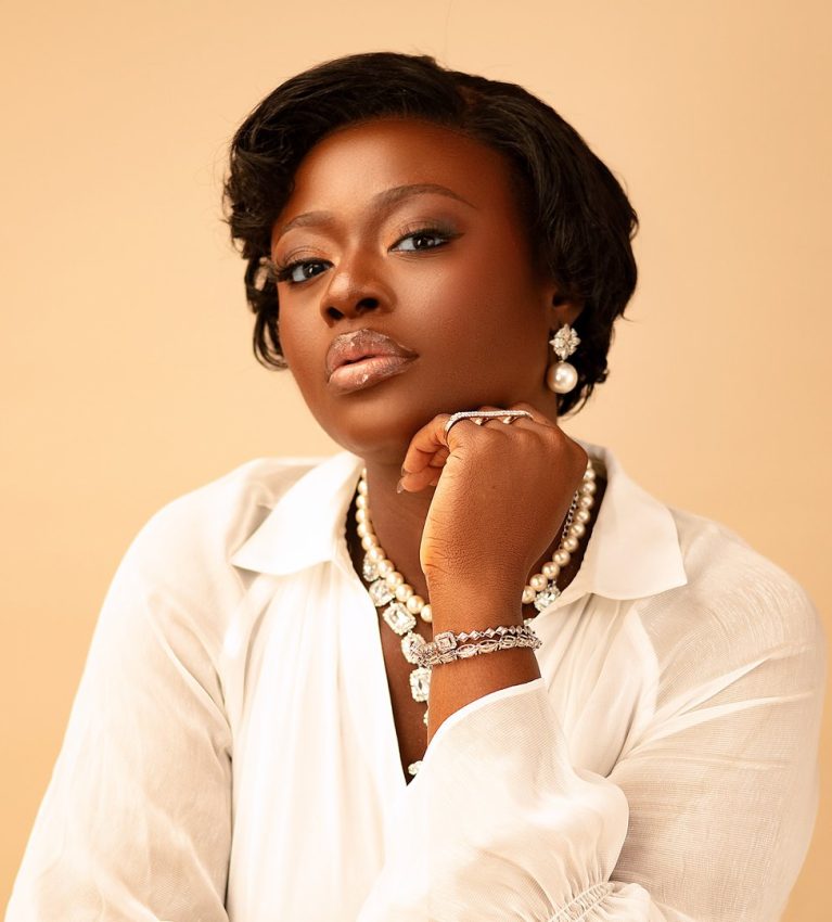 rhoda-albert-20